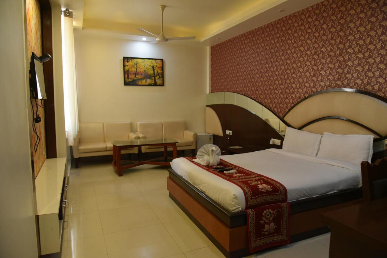 Hotel Vitthal International, Prayagraj Allāhābād Junction Kültér fotó