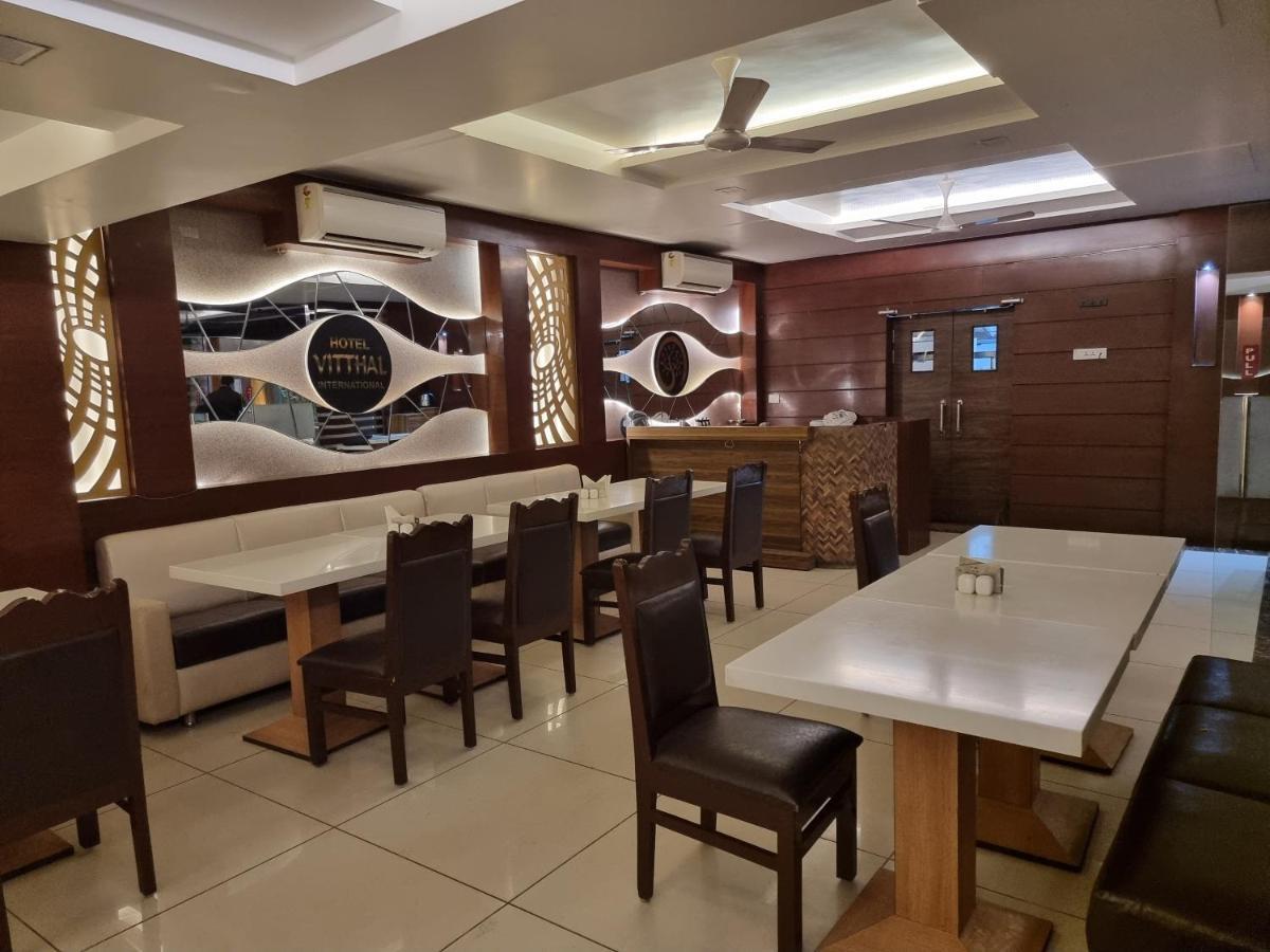 Hotel Vitthal International, Prayagraj Allāhābād Junction Kültér fotó